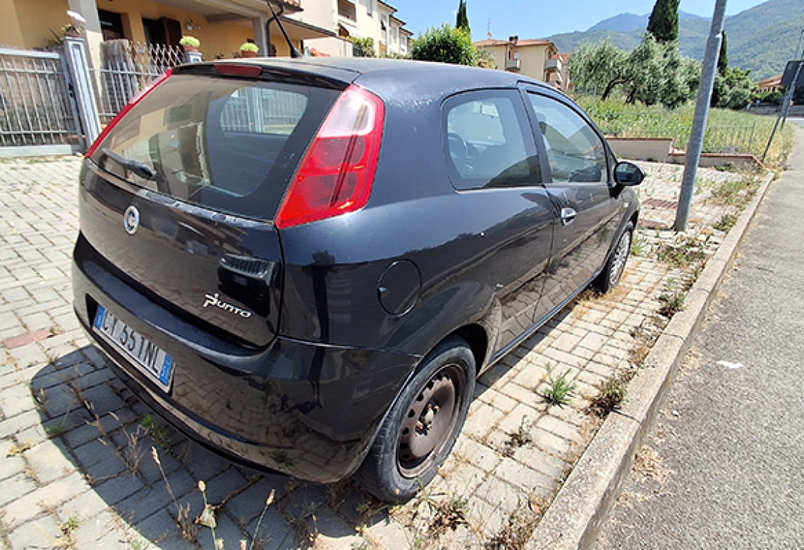 via G. La Pira Loro Ciufenna,Arezzo,Italy,Mezzi da lavoro - attrezzature,via G. La Pira ,2347