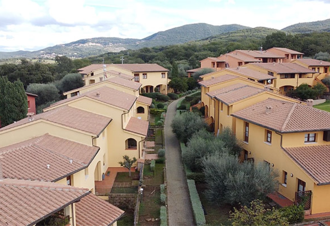 Mare, case vacanze, Toscana, Italia, Follonica, gare, posti auto, magazzini