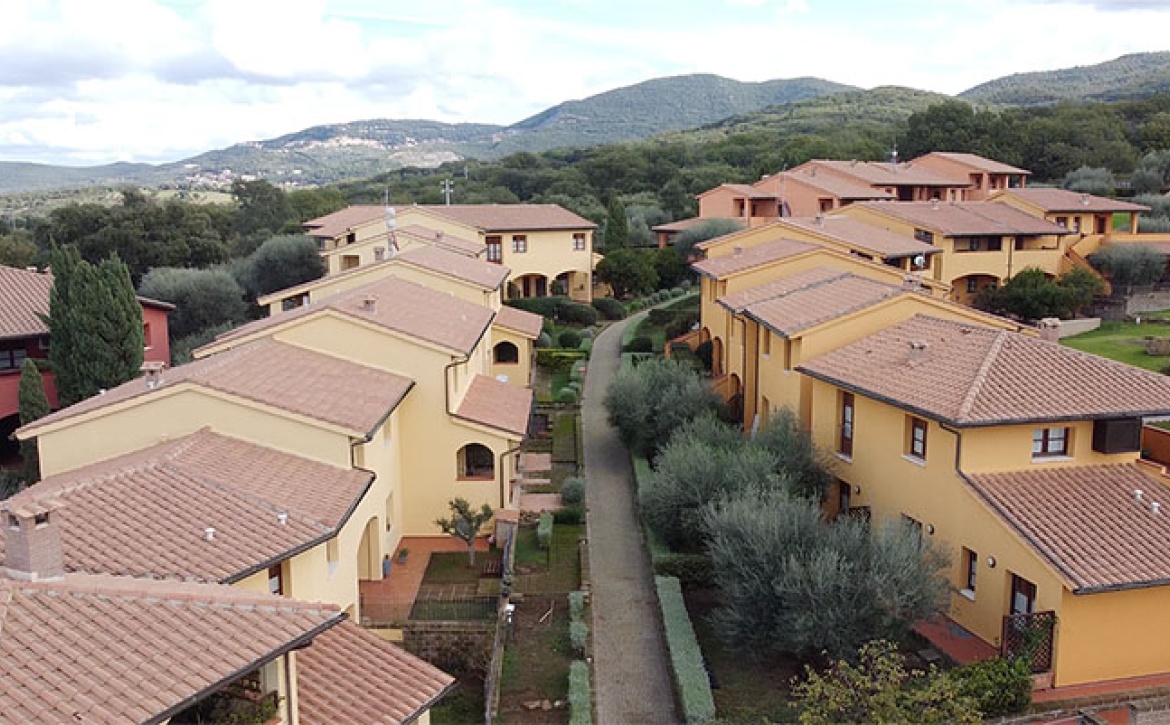 Mare, case vacanze, Toscana, Italia, Follonica, gare, posti auto, magazzini
